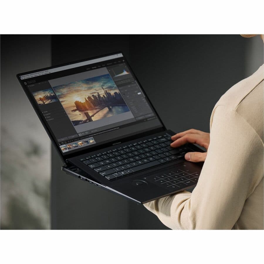 ASUS Zenbook Pro 16X OLED UX7602BZ-DS99T i9 13905H 32GB 2TB | OLED, Creator