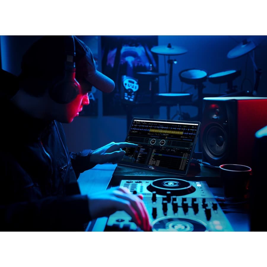 ASUS ROG Flow 13.4-inch WQXGA touch 2-in-1 laptop with Core i9 and RTX 4050