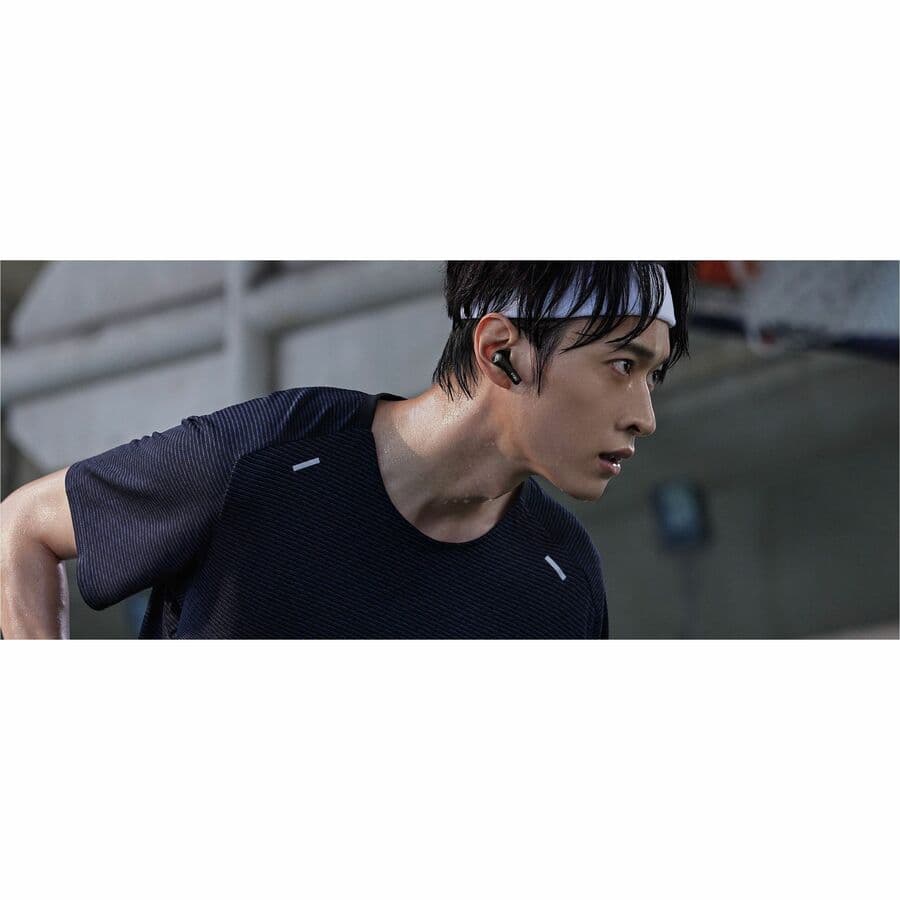 ASUS ROG Cetra TWS SpeedNova black true wireless gaming earbuds with adaptive ANC and Bluetooth 5.3