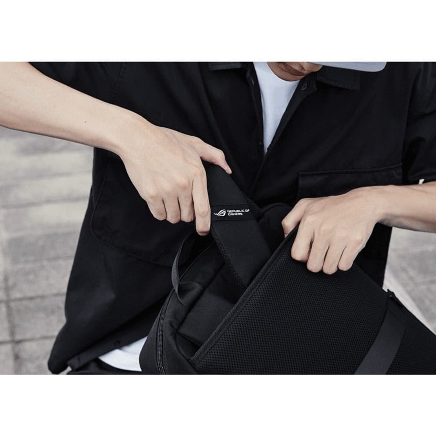 ASUS BP1505 ROG ARCHER BACKPACK view 8