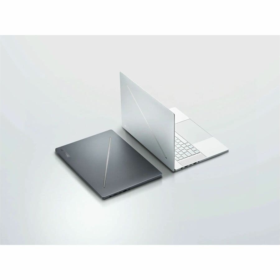 ASUS ROG Zephyrus GU605MY-XS96 laptop with Intel Core Ultra 9 and NVIDIA GeForce RTX graphics