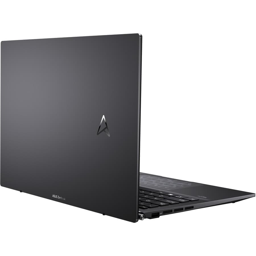 ASUS Zenbook 14 UM3402YA-DS71 with 2.8K OLED display and Ryzen 7 processor