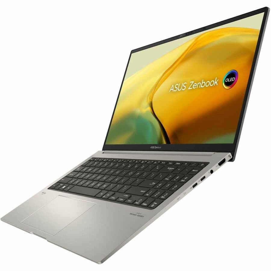 ASUS Zenbook UM3504DA-DS76 notebook with Ryzen 7 7735U, 32 GB RAM, and 1 TB SSD
