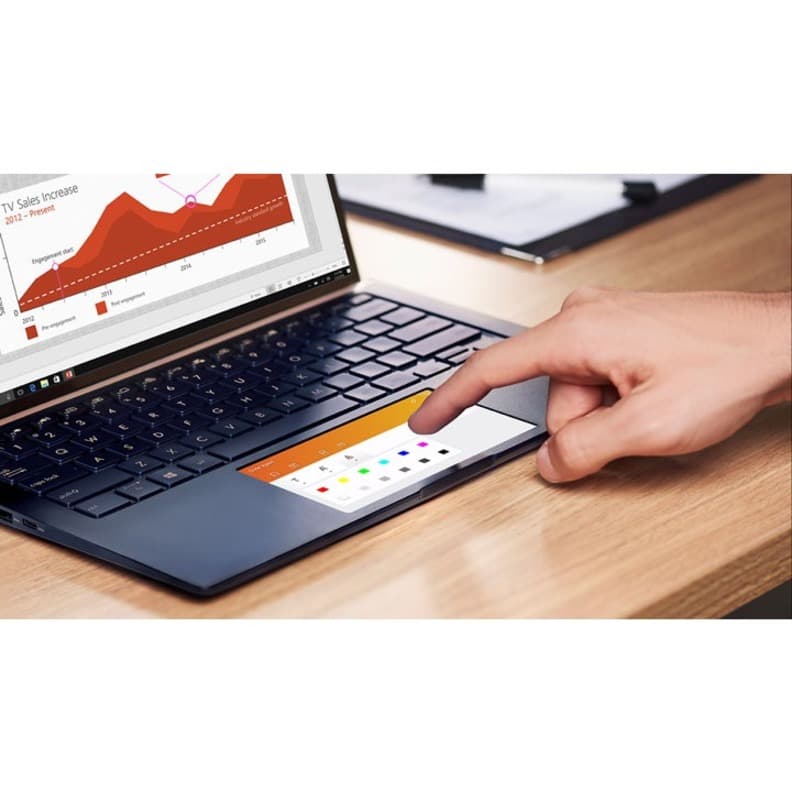 ASUS UX434FLC-XH77 14-inch business laptop with Intel Core i7 processor and fingerprint reader