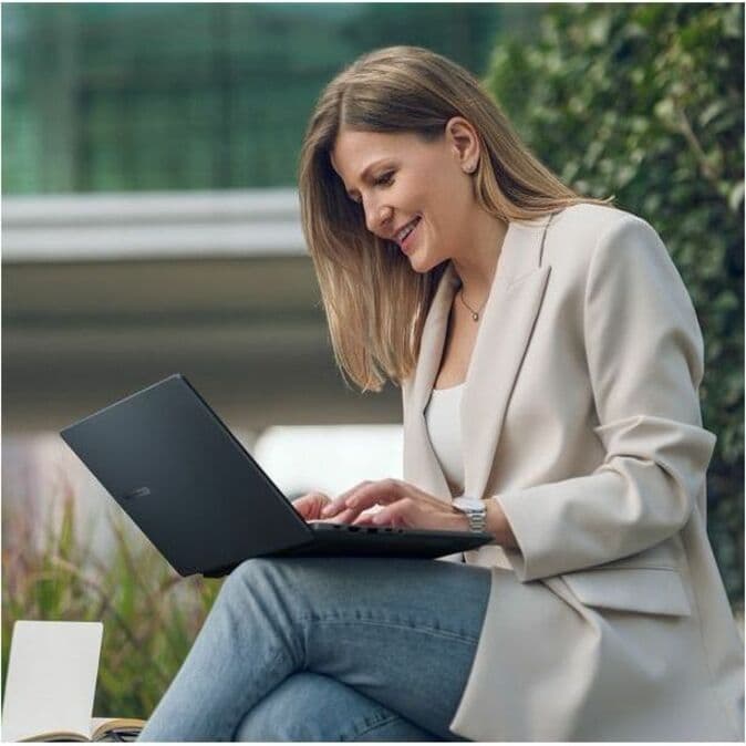 ASUS ExpertBook 15.6-inch business laptop with Core i5-1335U, 16 GB RAM, and 512 GB SSD