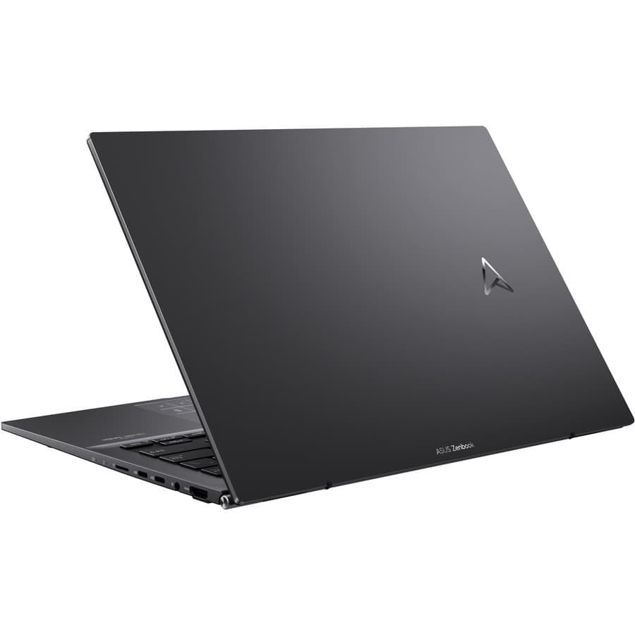ASUS Zenbook 14 UM3402YA-DS71 with 2.8K OLED display and Ryzen 7 processor