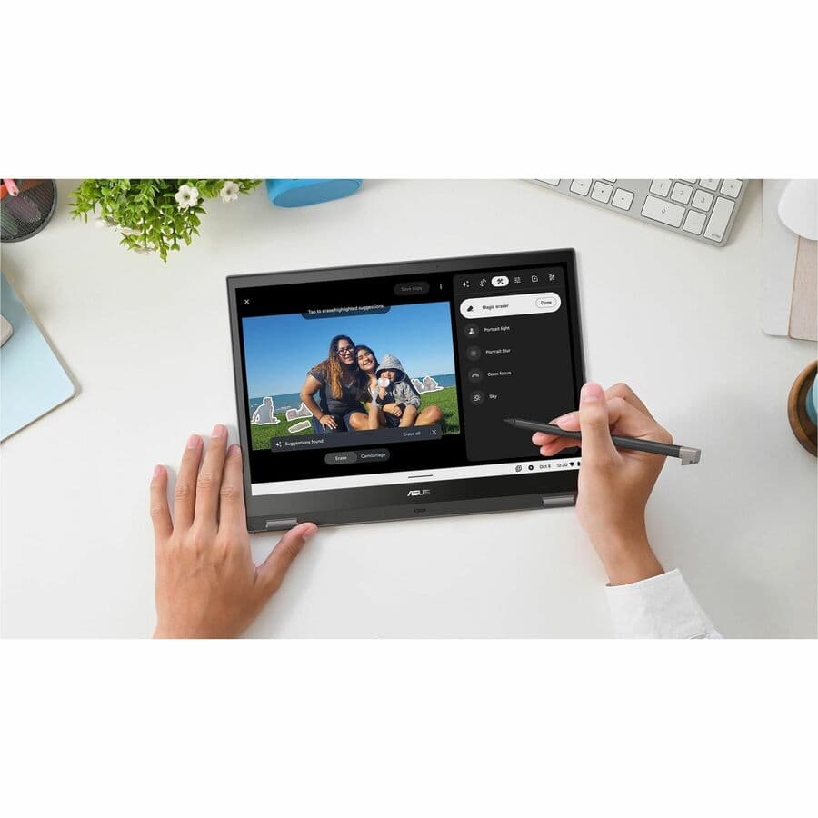 ASUS 14-inch Chromebook Plus with WUXGA touchscreen and grey chassis