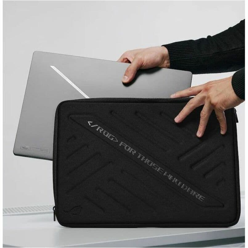 ASUS ROG Zephyrus GU605MY-XS96 laptop with Intel Core Ultra 9 and NVIDIA GeForce RTX graphics