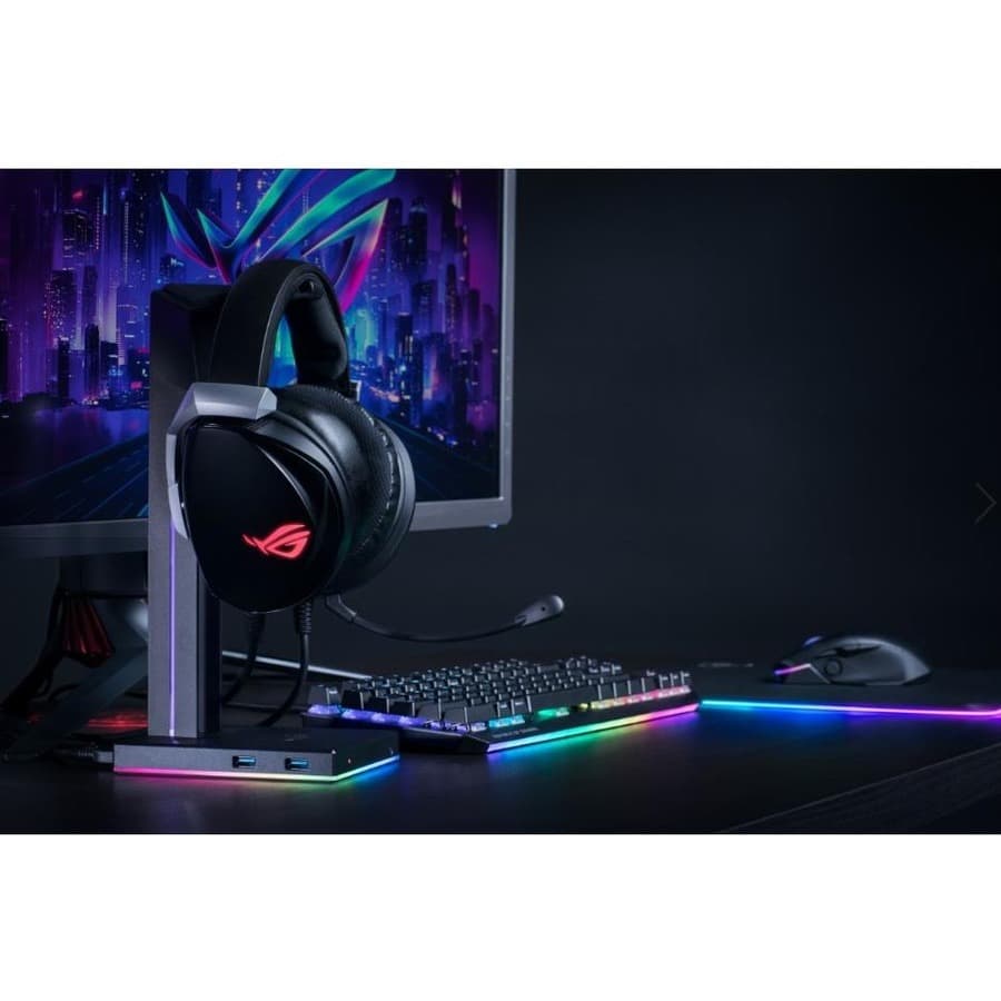 ASUS ROG Theta 7.1 USB-C wired gaming headset with over-ear cups and boom microphone