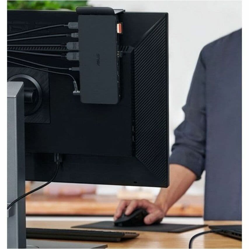ASUS TRIPLE 4K THUNDERBOLT 4 DOCK DC500 view 8