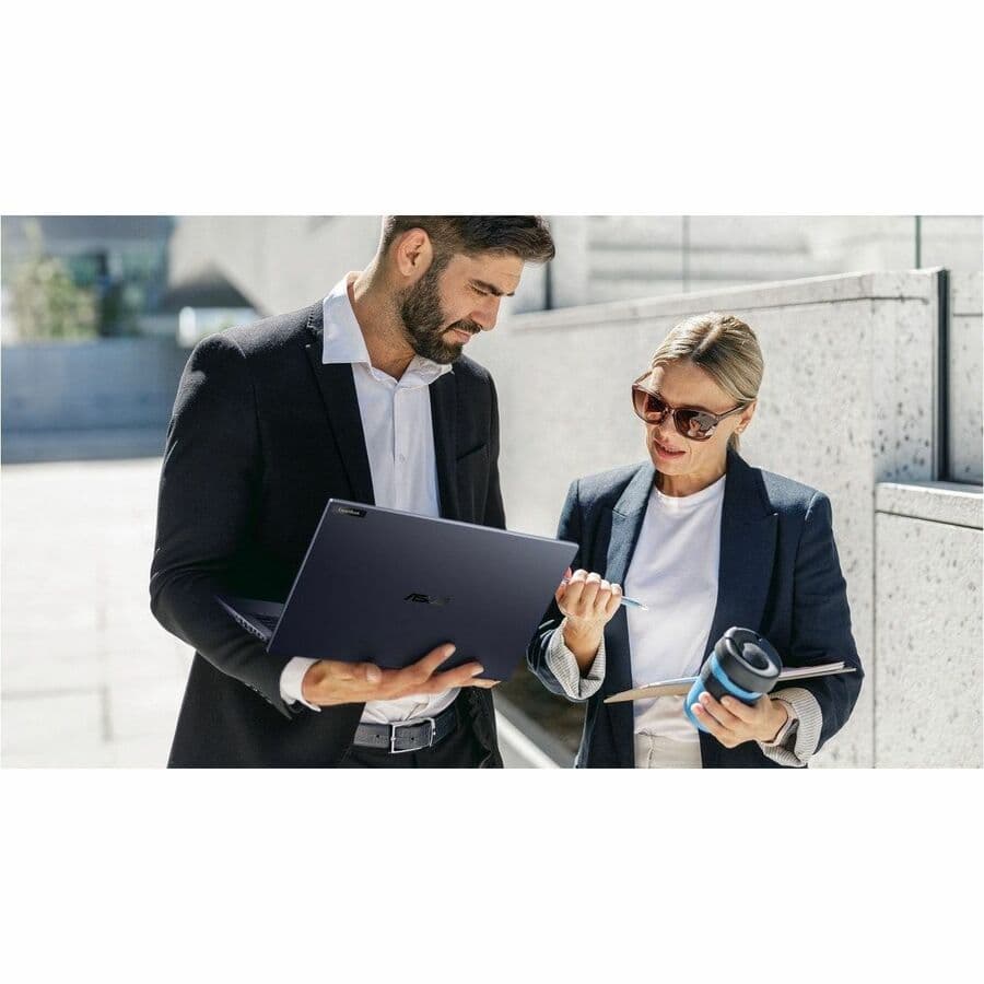 ASUS ExpertBook B5404CMA-XS76T business laptop with 14-inch WQXGA touchscreen