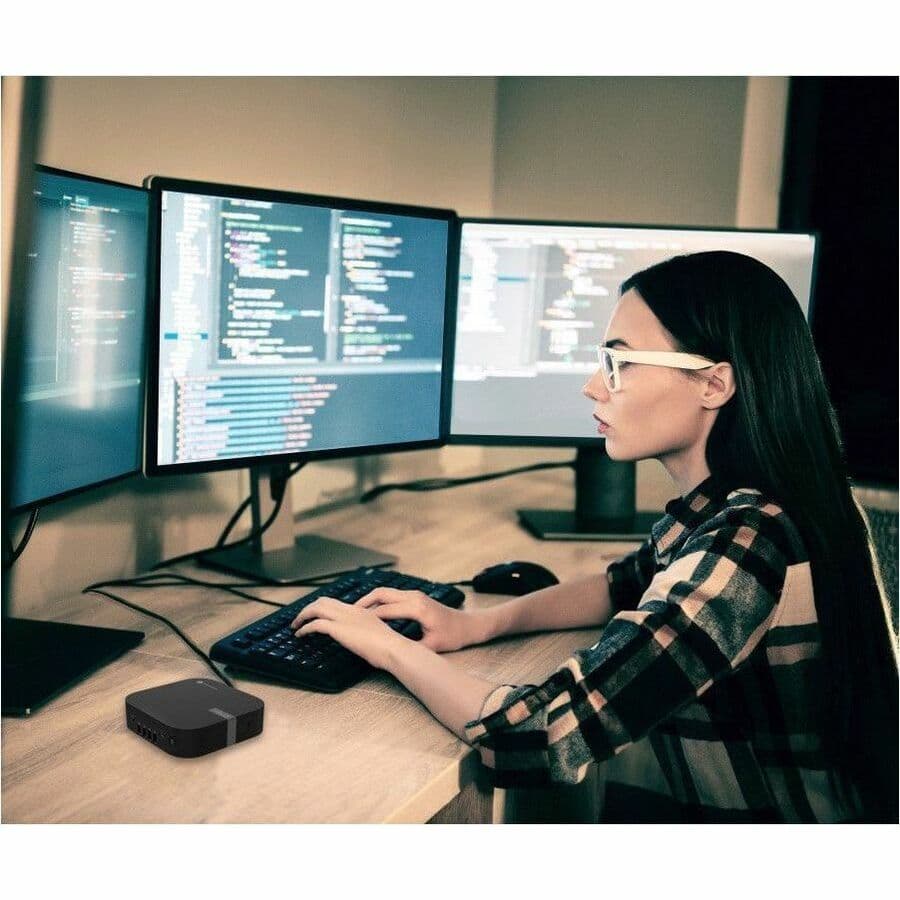 ASUS Chromebox 5a S5081UN compact mini PC for business with quad-4K display support and seven USB ports