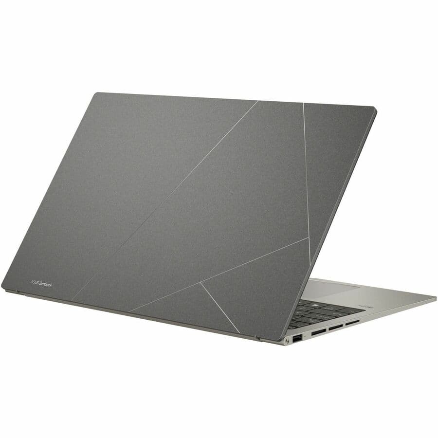 ASUS Zenbook UM3504DA-DS76 notebook with Ryzen 7 7735U, 32 GB RAM, and 1 TB SSD